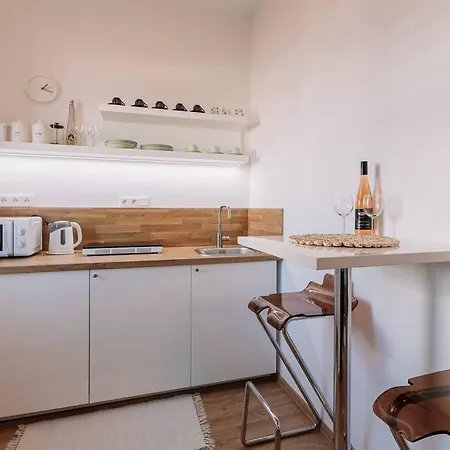 Daire Slovakia Charming Nest In Old Town Bratislava